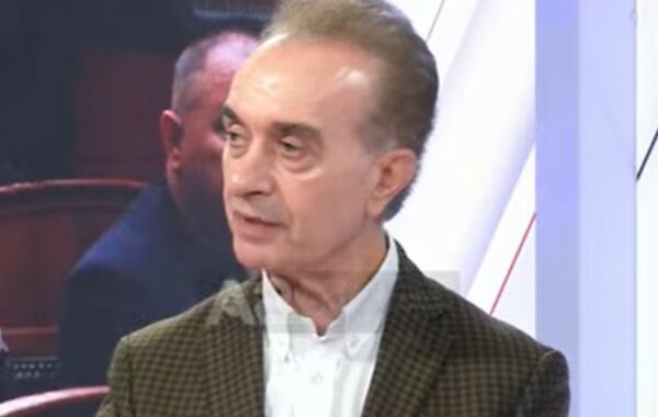 Tallet me deputetët socialistë dhe