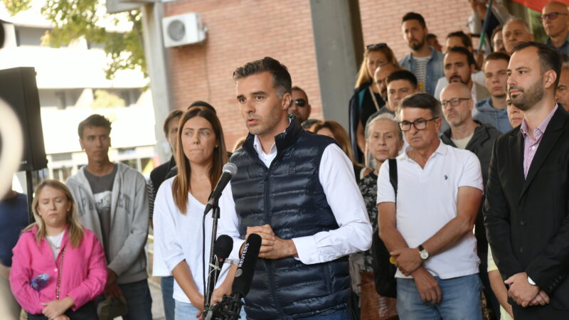 Savo Manojloviç, udhëheqësi i lëvizjes 'Kreni-promeni' (foto arkiv, 29 shtator 2026, Nova.rs)