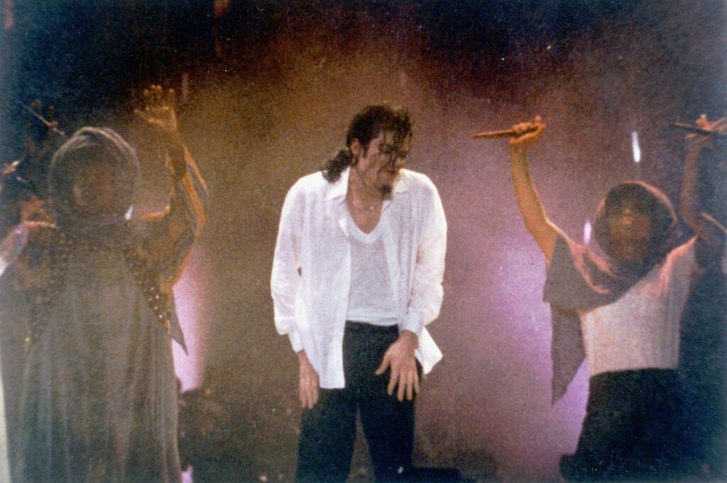 Golden Globes refuzon «Michael»  filmi për Michael Jackson do të garojë si dramë  jo si musical