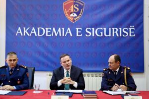 Policia që duam të kemi