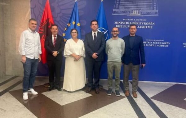 marrëveshje bashkëpunimi në Shkup për