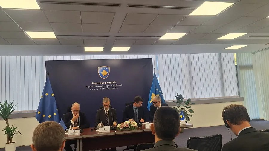 Nga ceremonia e nënshkrimit të marrëveshjes. Foto: KosovaPress