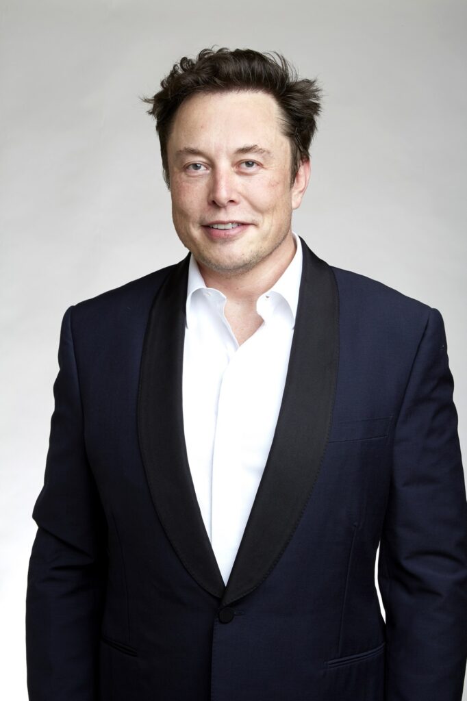 Elon Musk investon rreth 1 miliard dollarë në kompaninë mediatike Skydance  raporton Semafor