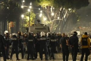 Policia duhet të ketë një