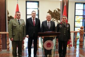 në modernizimin e