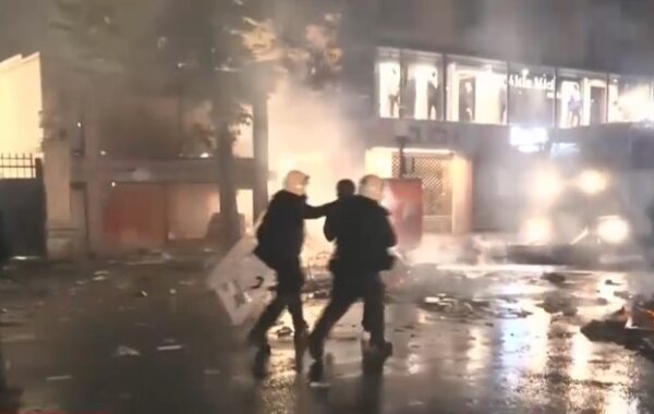 ujë e gaz