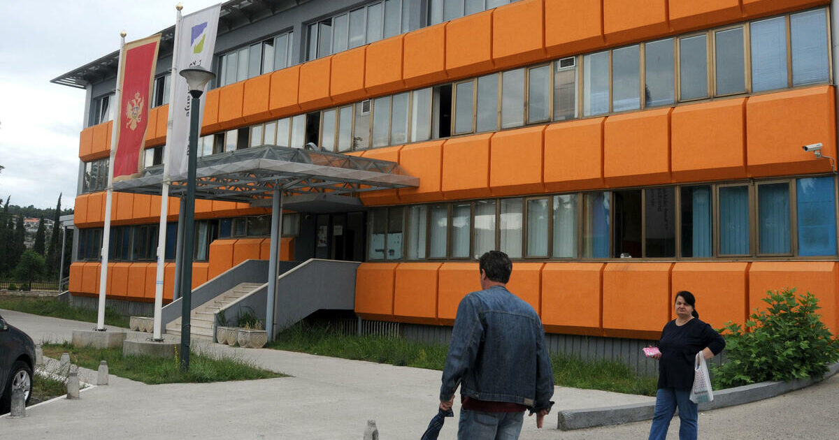 Ndërtesa e Fondit të Sigurimit Shëndetësor në Podgoricë (Foto: Vijesti)