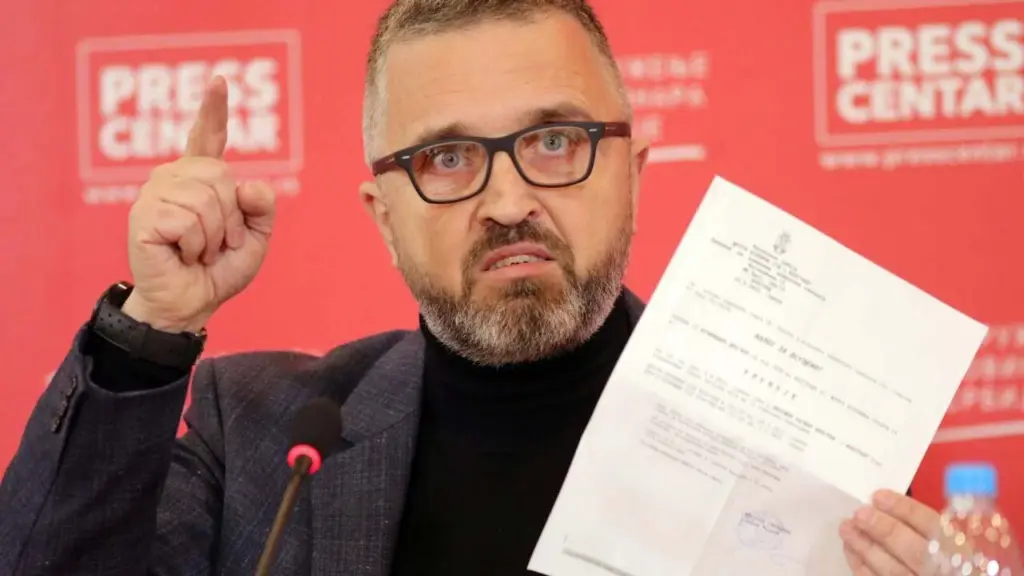 REM i nis dy procedura hetimore kundër televizionit Informer