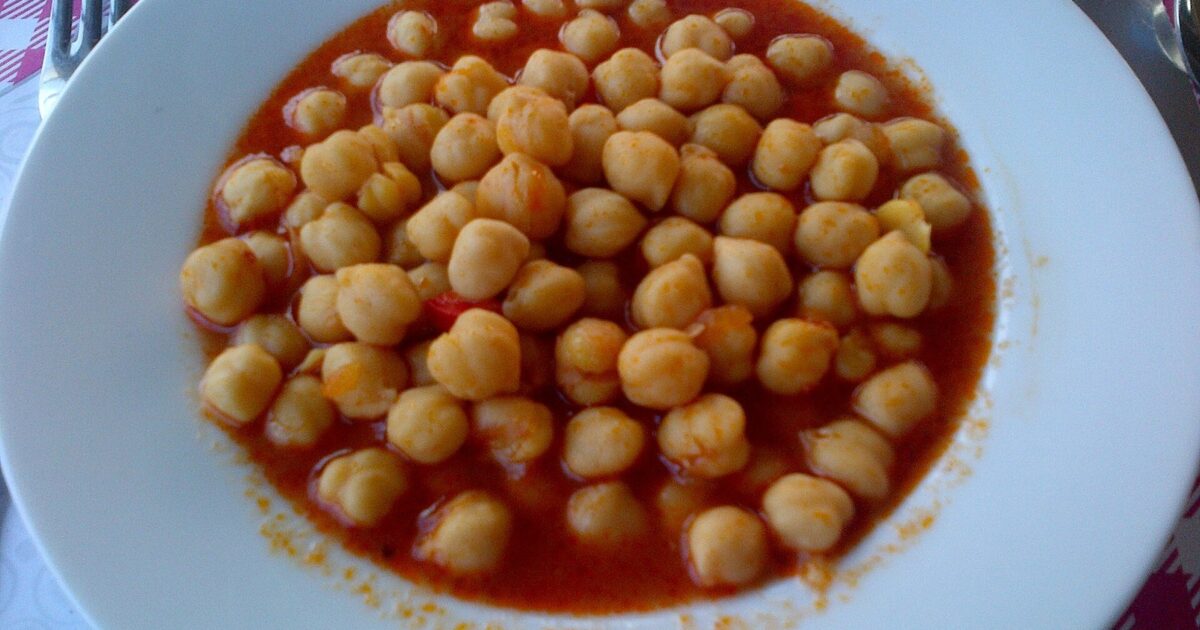 Revithada nga Santorini — qiqra të pjekura në furrë