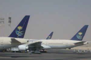 Avionë të kompanisë Saudia në Aeroportin Ndërkombëtar King Khalid në Riad