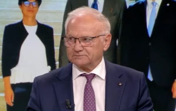 gjeopolitike në favor të