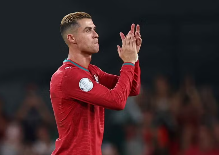 Ronaldo thyen heshtjen  Jorge Jesus nuk e mbajti premtimin  kërkoj falje që u largova