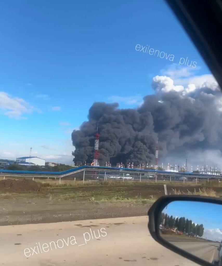 Zjarr i madh në një objekt nafte në Samara  satelitët e NASA s zbulojnë vatrat e zjarrit