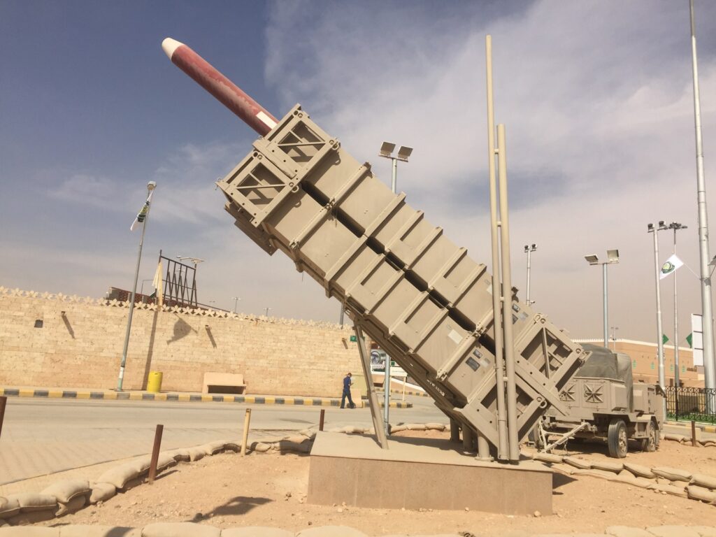 Arabia Saudite aktivizon alarmet e emergjencës në Najran dhe Jizan  pastaj njofton se rreziku ka kaluar