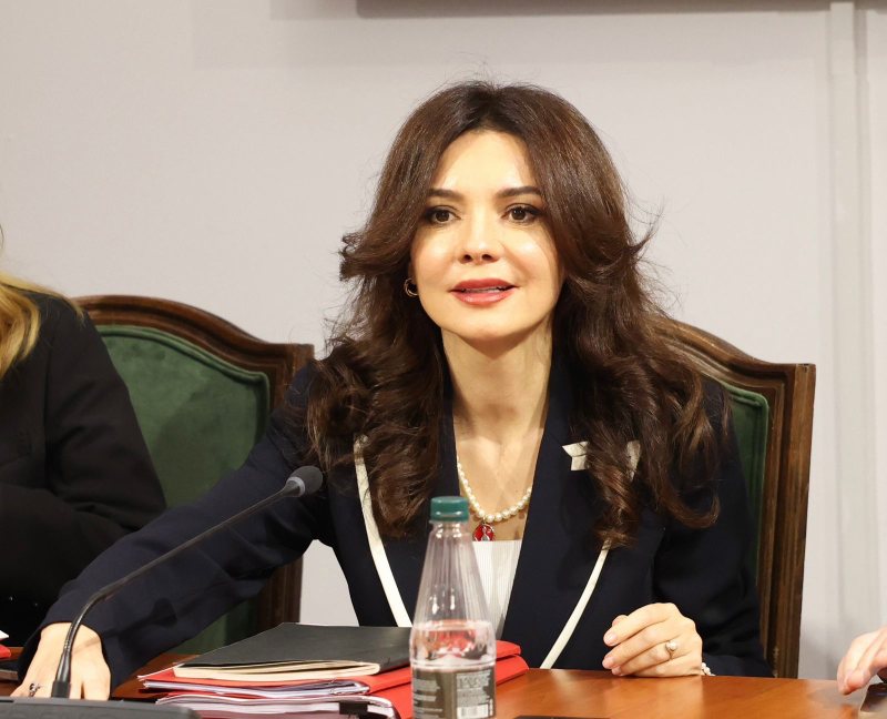 DETAJE   Spiropali nuk shkon në mbledhjen e grupit të PS  E vetmja që mungoi