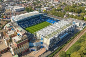 Stadiumi Stamford Bridge në Londër, ku u luajt ndeshja Shahtar Doneck – AEK Athinë (foto: Arne Müseler / Wikimedia Commons, CC BY-SA 3.0)