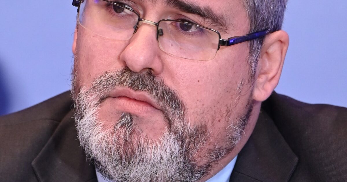 Nemanja Staroviç