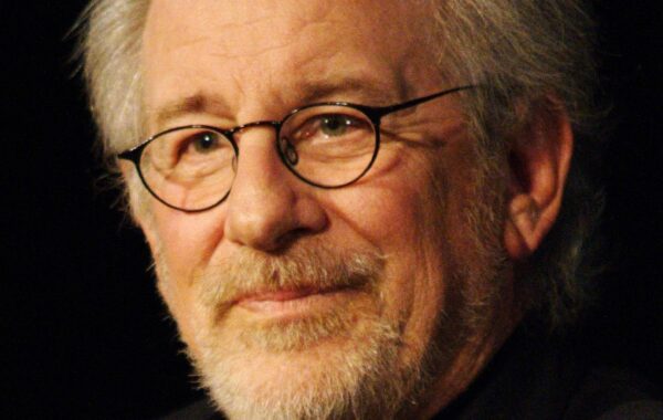 Steven Spielberg, mbikëqyrës krijues i "Transformers 8"