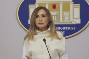 Protesta, Tabaku akuzon për dhunë ndaj