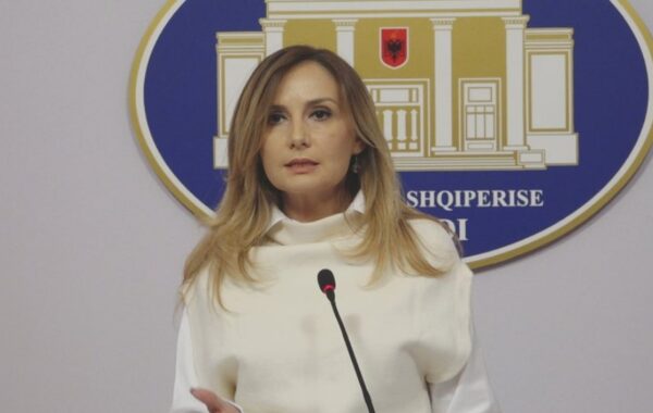 kamzhik ndaj