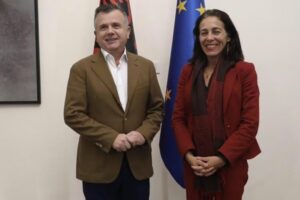 me ambasadoren e