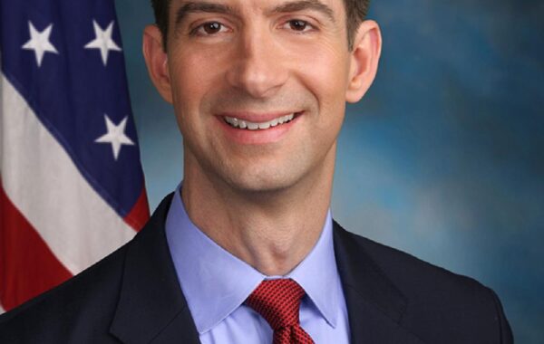 Senatori Tom Cotton
