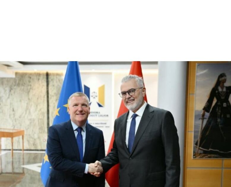 në Drejtësi dhe