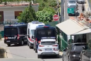 dhe një automjet