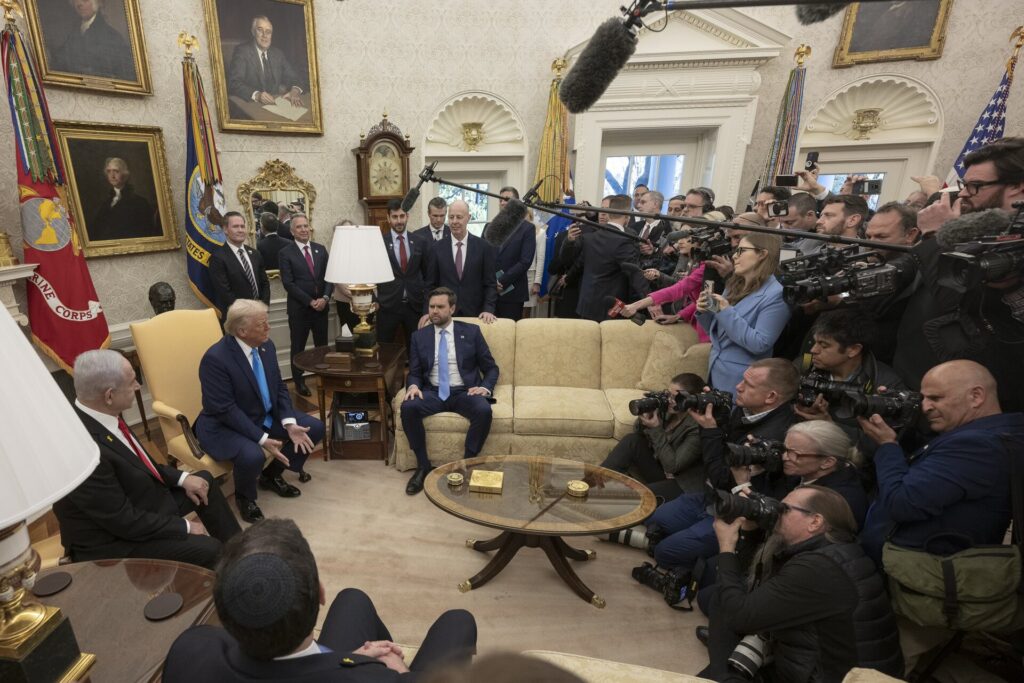 Netanyahu  Fola me Trump in për rëndësinë e eliminimit të regjimit të Iranit