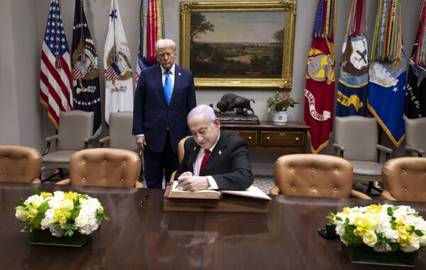 Donald Trump dhe Benjamin Netanyahu në Shtëpinë e Bardhë