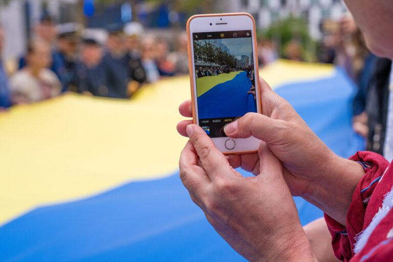 Flamuri i Ukrainës në Bruksel