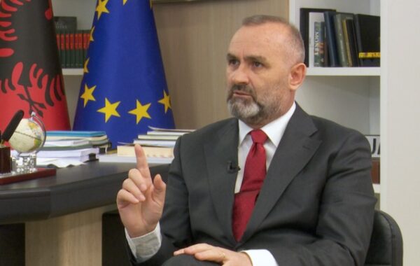 vota dhe një zhgënjim i