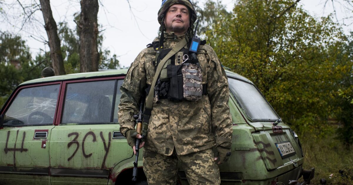 Ushtar ukrainas në rajonin e Kharkivit