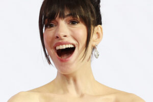Anne Hathaway