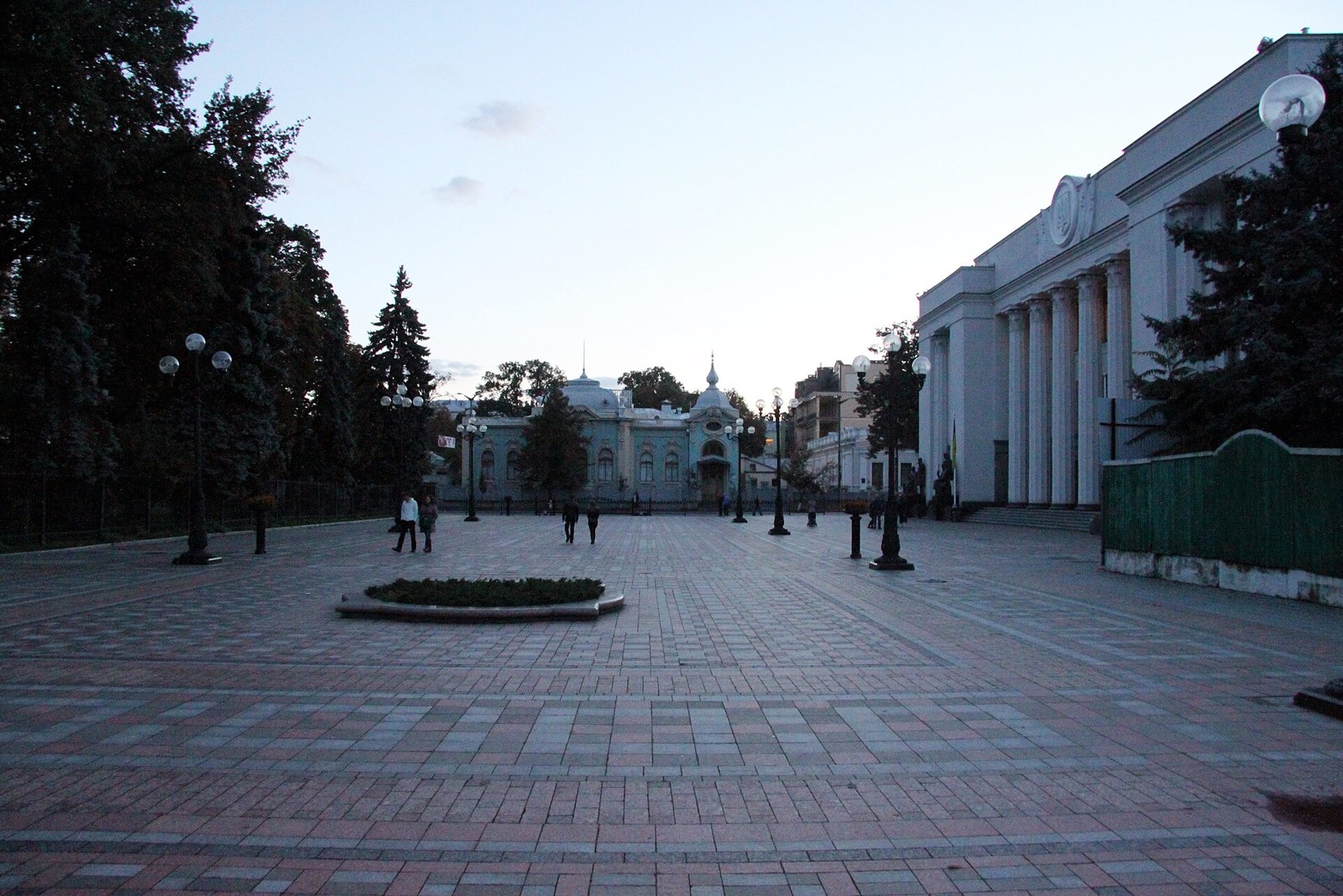 Ndërtesa e Verkhovna Rada-s në Kiev (foto arkiv)