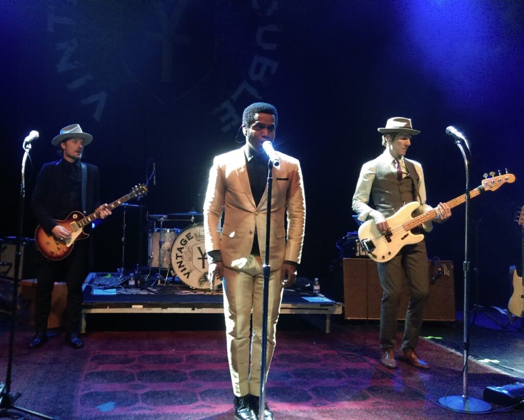 «Passing Strange» feston 20 vjetorin me rikthim në skenë  Saycon Sengbloh dhe Ty Taylor kryesojnë kastin në Pasadena Playhouse