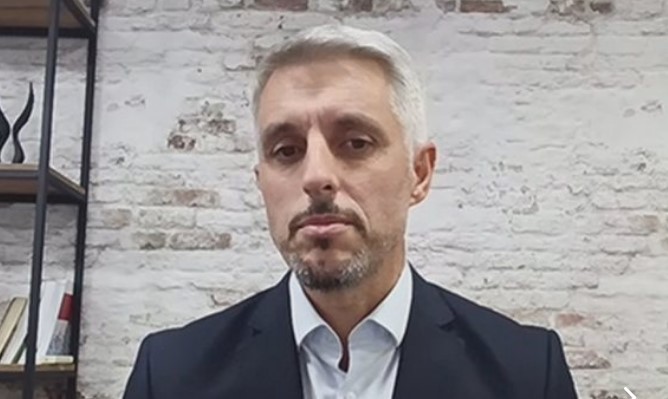Deputeti shqiptar