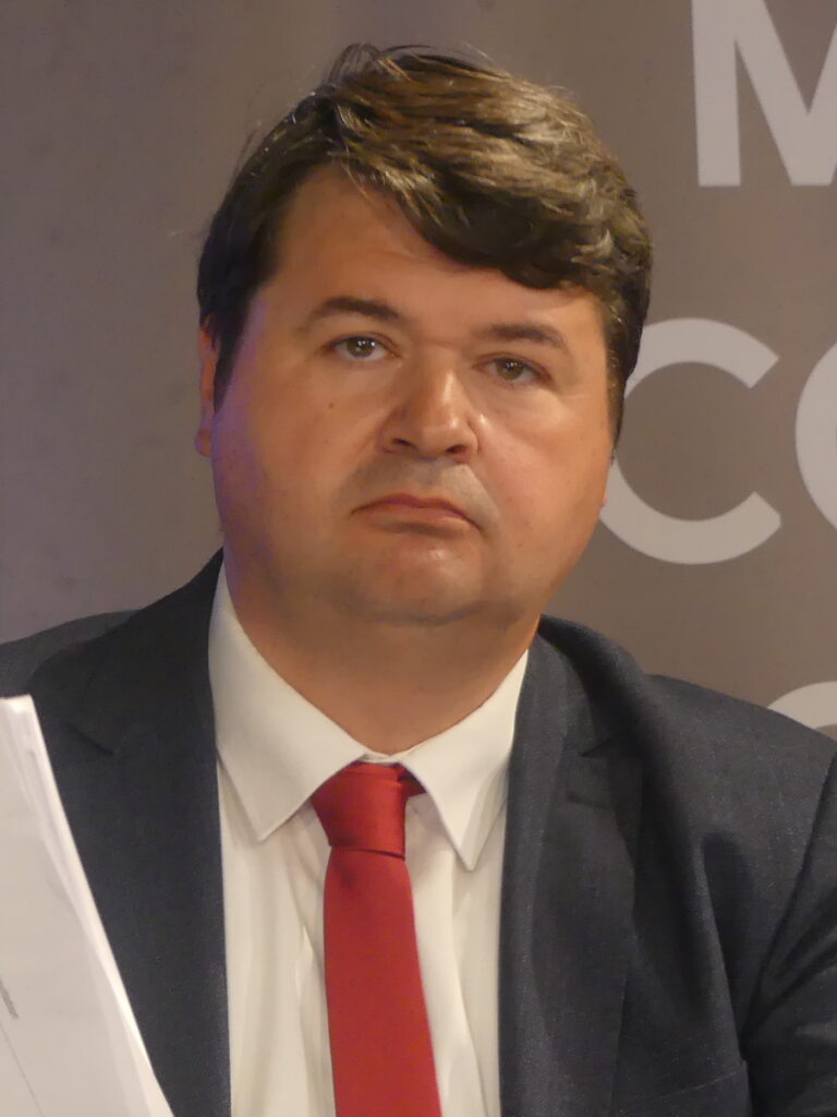 Kryetari i Gjykatës Kushtetuese  Vladan Petrov   E kritikova Marrëveshjen e Brukselit  por tani e kuptoj rëndësinë e saj të thellë 
