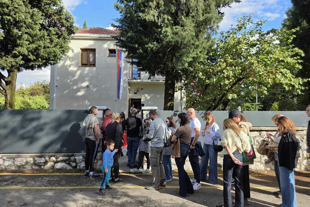 Lista Studentore fiton edhe në Mal të Zi  dy të tretat e votave në Podgoricë  Berane dhe Sutomor
