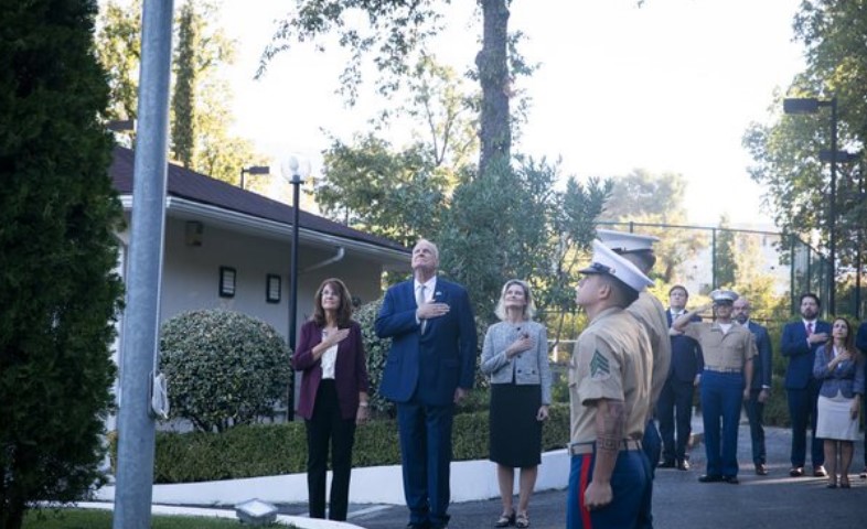 Ceremonia e prezantimit të ambasadorit Wendt në Tiranë  zbulohen të ftuarit e Ambasadës Amerikane  Nga presidenti Begaj  13