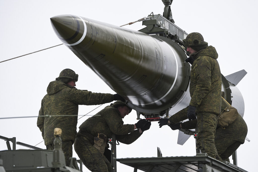 Zelensky  Rusia mund të përshkallëzojë sulmet ajrore në Ukrainën perëndimore dhe të vendosë raketa balistike në Bjellorusi