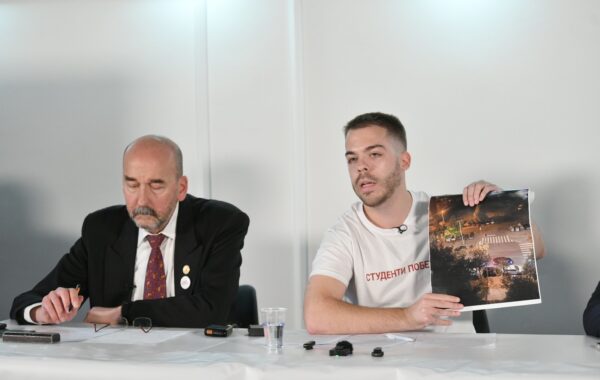 Petar Zhivkoviq në konferencë për shtyp