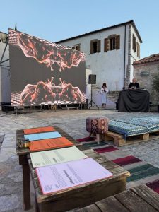 76f562da-5b6b-4742-b485-7315ebca48ba